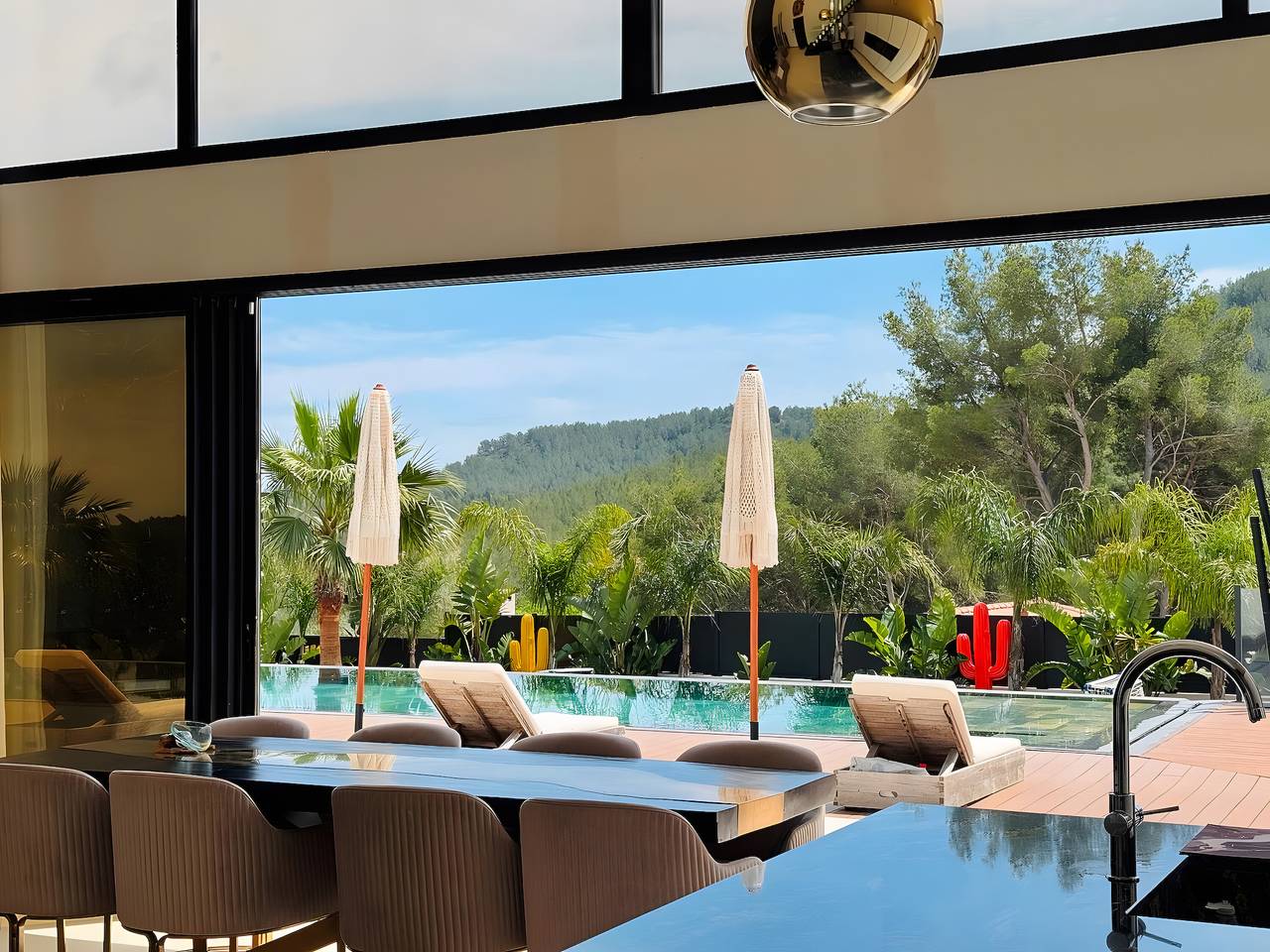 Casa de Vacaciones 'California Baïa Bandol' con Piscina Privada, Wi-Fi y Aire Acondicionado in Bandol, Region de Toulon