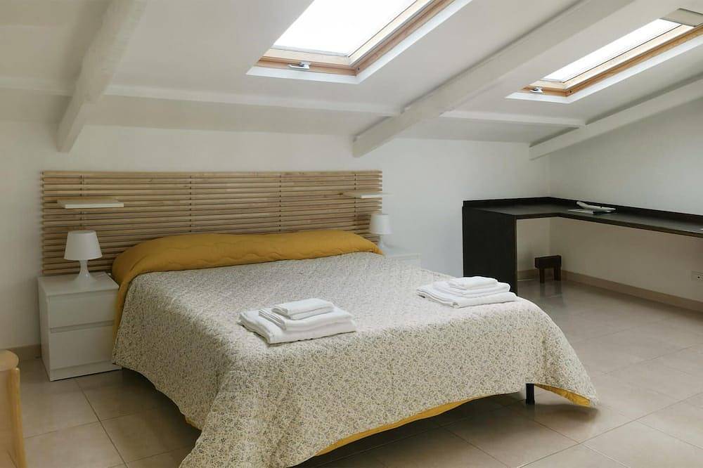 Entire apartment, 1 bedroom cozy apartment in Ragusa in Ragusa, Ragusa Province