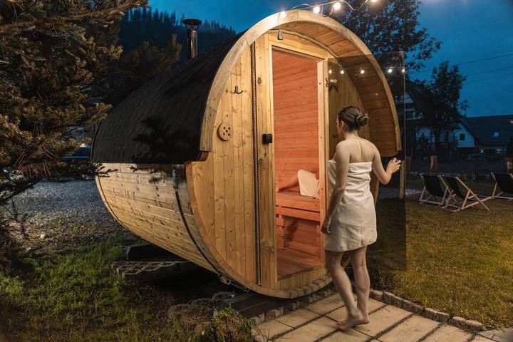 Location de vacances pour 28 personnes, avec jardin ainsi que sauna et vue à Poronin - 2