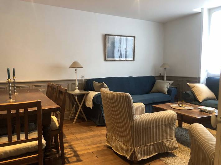 Gîte pour 8 personnes, avec jardin et terrasse à Cluny - 3