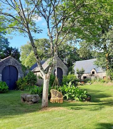 Chambre d’hôte pour 4 personnes, avec jardin à Lignol