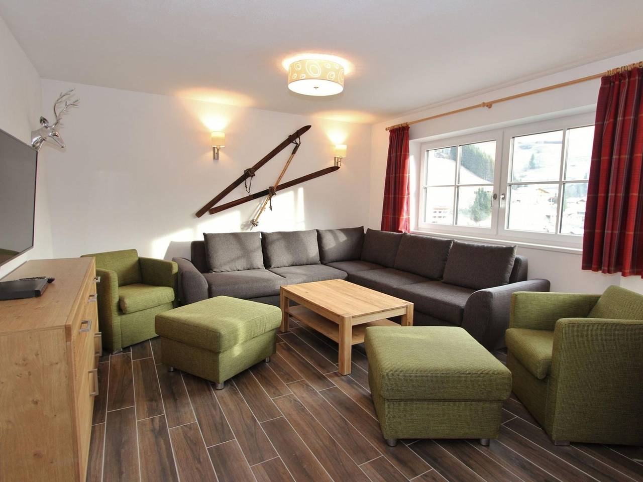 Modern Chalet with Sauna near Ski Area in Salzburg in Saalbach, Saalbach-Hinterglemm