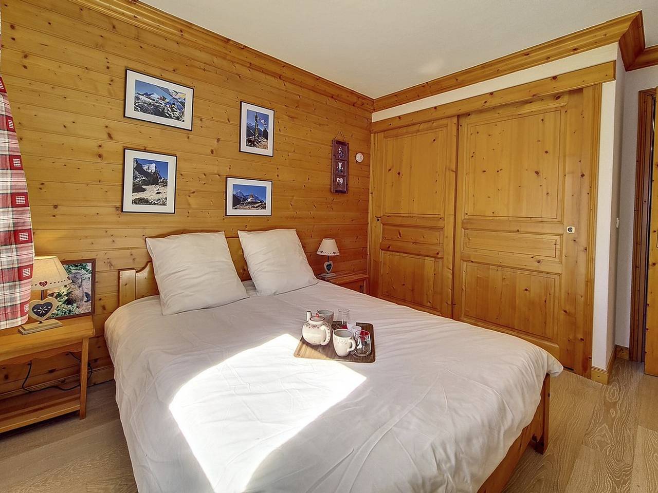 Appartement entier, Appartement spacieux près des pistes avec Wi-Fi et parking, 2 chambres in Les Allues, Massif de la Vanoise
