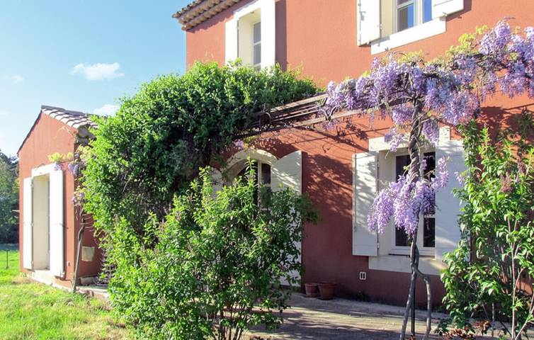 Location de vacances pour 8 personnes, avec jardin et terrasse à Gargas - 4