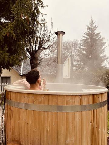 Gîte pour 10 personnes, avec terrasse ainsi que jardin et sauna à Bréviandes