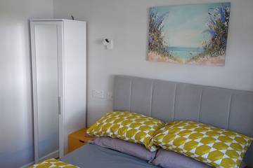 Chalet for 3 People in Dartmouth, Devon, Photo 2