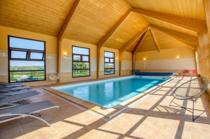 Maison confortable avec piscine à Villentrois-Faverolles 250m² in Faverolles, Vallée de la Loire
