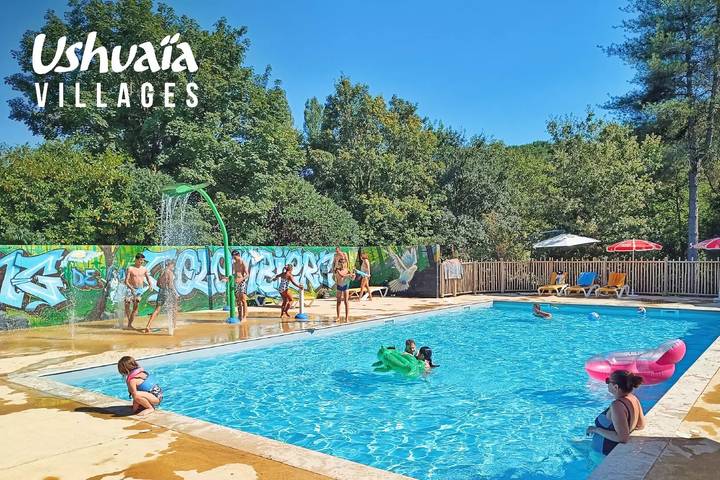 Mobil home pour 4 personnes, avec terrasse et piscine - 1