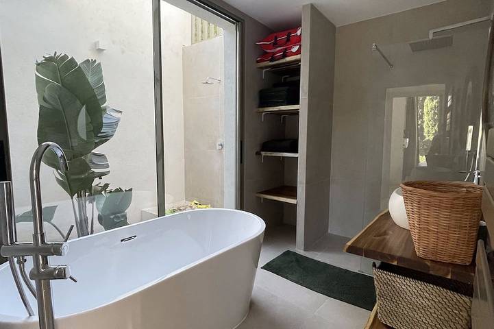 Villa pour 4 personnes, avec terrasse ainsi que jardin et jacuzzi à Cassis - 4