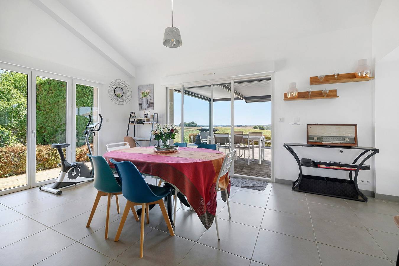 Ferienhaus 'Maison Campagne Avec Piscine Et Spa' mit privatem Pool, Wlan und Klimaanlage in La Salvetat-Belmontet, Tarn-et-Garonne