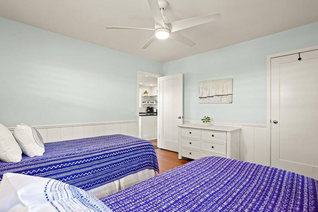 Koolkondo Surf Bungalow with Pool by the beach in Poipu, Koloa