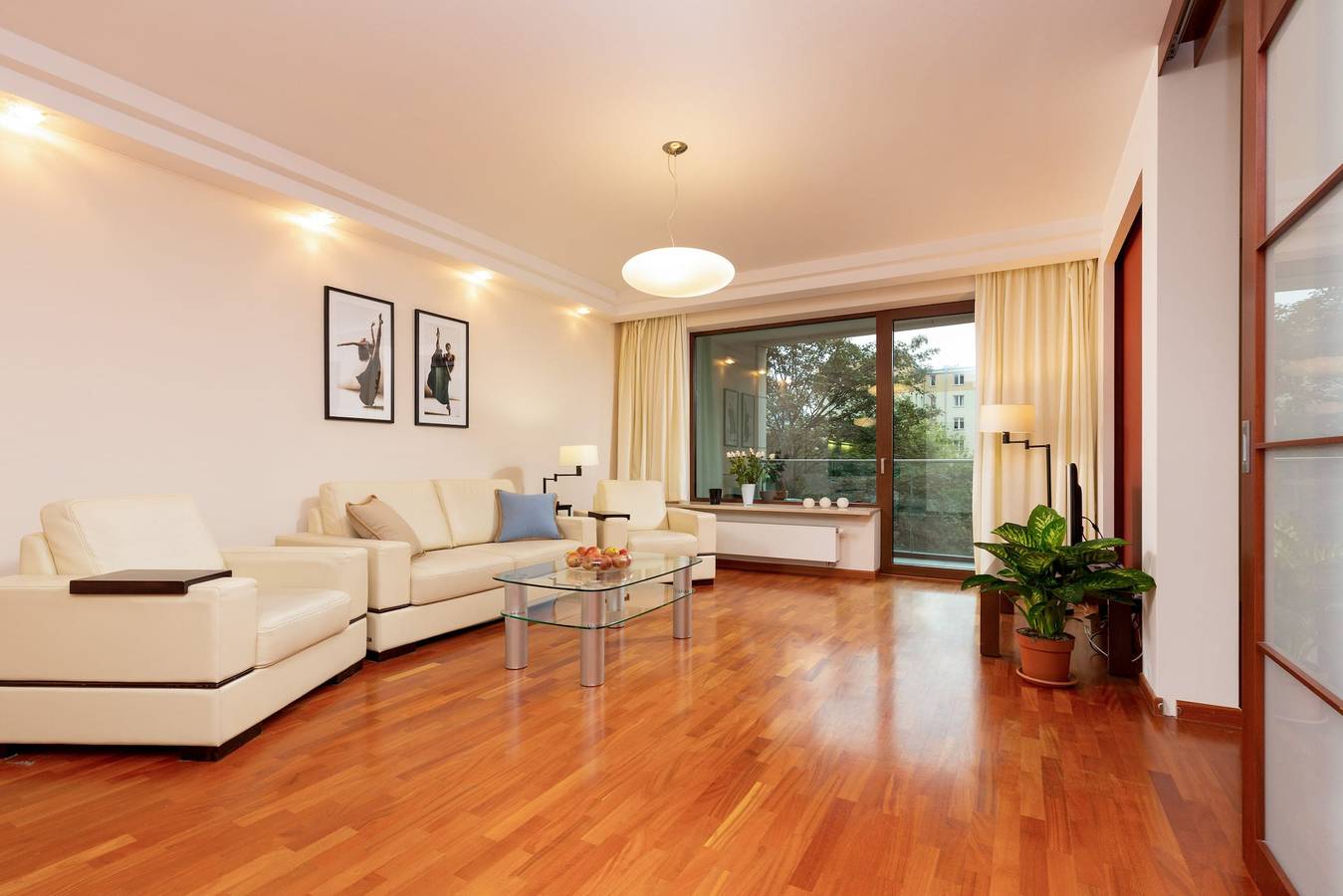 Apartament Wakacyjny dla 4 osoby w Warszawa (Śródmieście), Warszawa