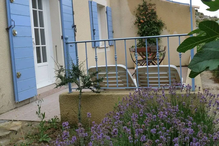 Gîte pour 5 personnes, avec jardin et terrasse - 1