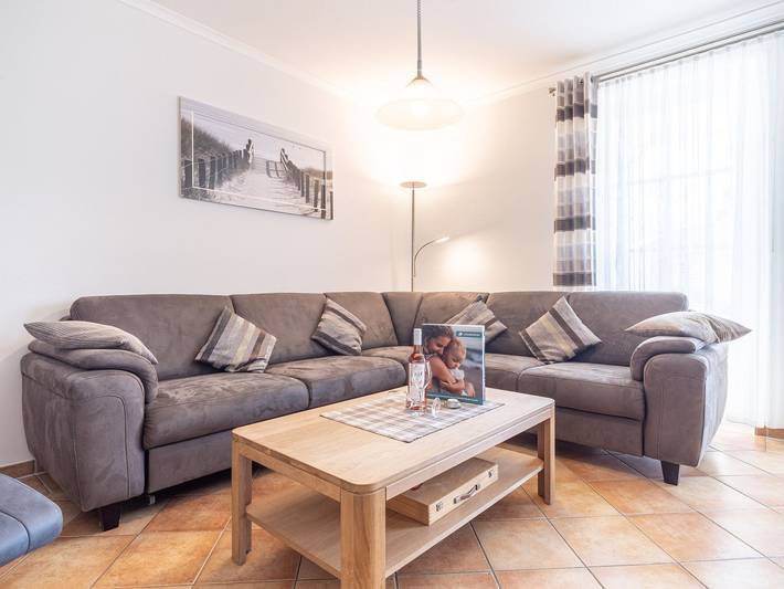 Ferienwohnung für 6 Personen, mit Terrasse und Garten in Wustrow - 2