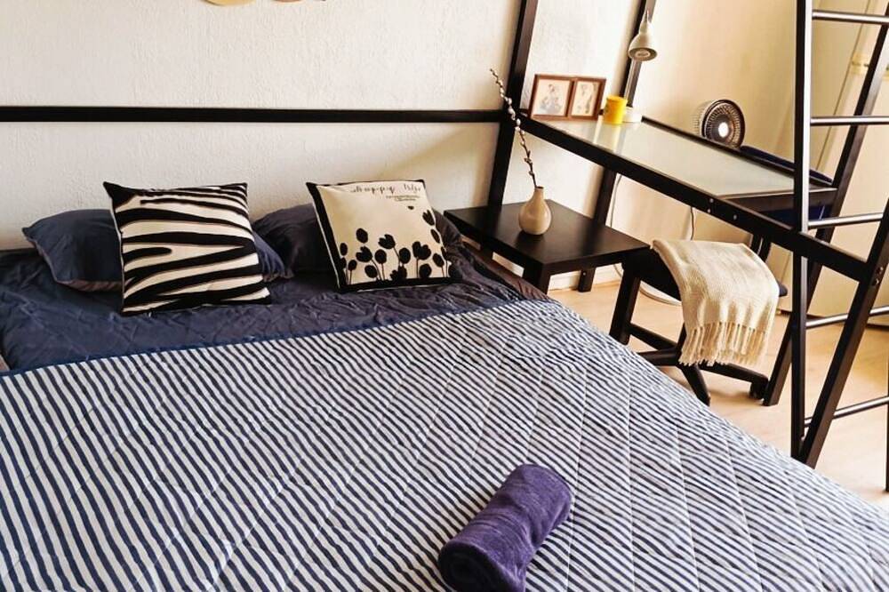 Appartement entier, Bel Appartement entier famille/groupe avec Parking gratuit in Mérignac, Région de Bordeaux