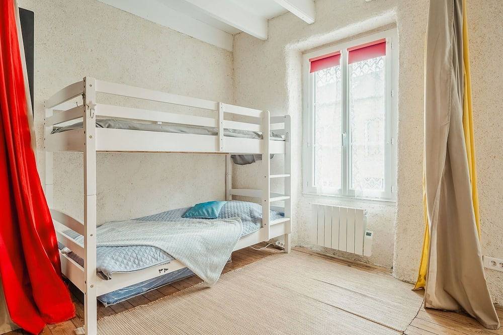 Maravillosa casa de vacaciones  para 5 personas con Wifi y mascotas permitida in La Richardais, Región de Saint-Malo