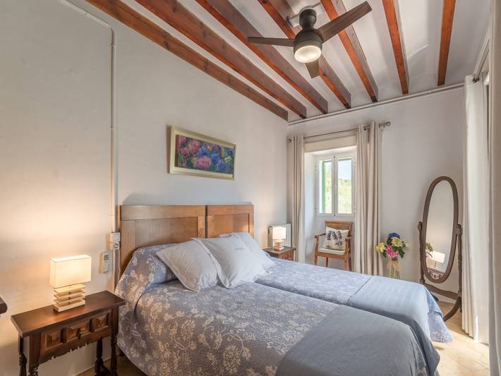 Casa rural para 6 personas, con balcón además de piscina y jardín, Familias con niños en Esporles - 4