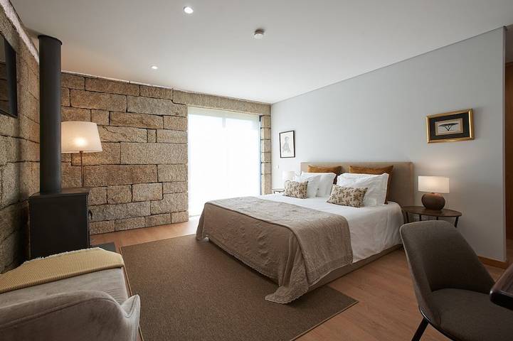 Location de vacances pour 8 personnes, avec jardin dans Ribadouro - 3