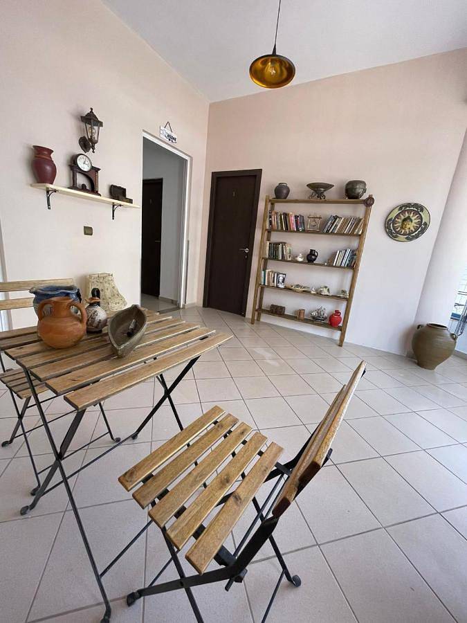 Maison d’hôte pour 3 personnes, avec terrasse et jardin à Saranda - 3