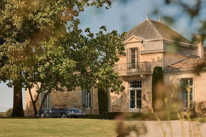 Hôtel pour 3 personnes, avec Terrasse et Jardin ainsi que Piscine et Sauna à Pauillac