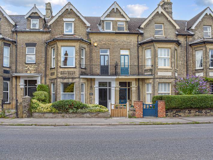 Holiday rental for 14 people, with garden, with pets in Lowestoft