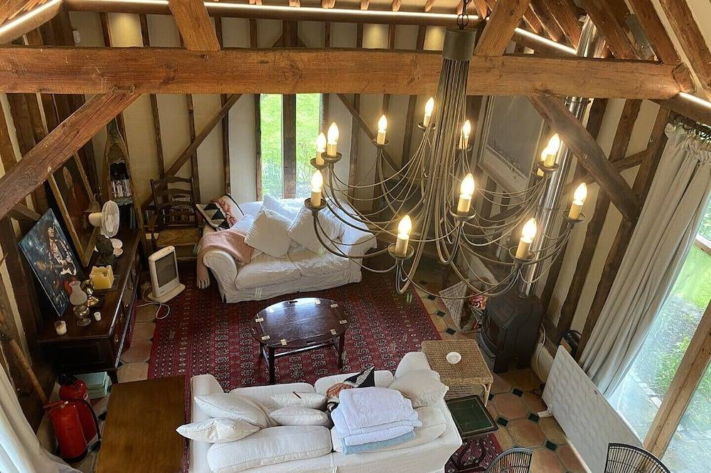 Beautiful one Bed Barn in national park 1 hr from London with small pool in Petworth (Angleterre), South Downs