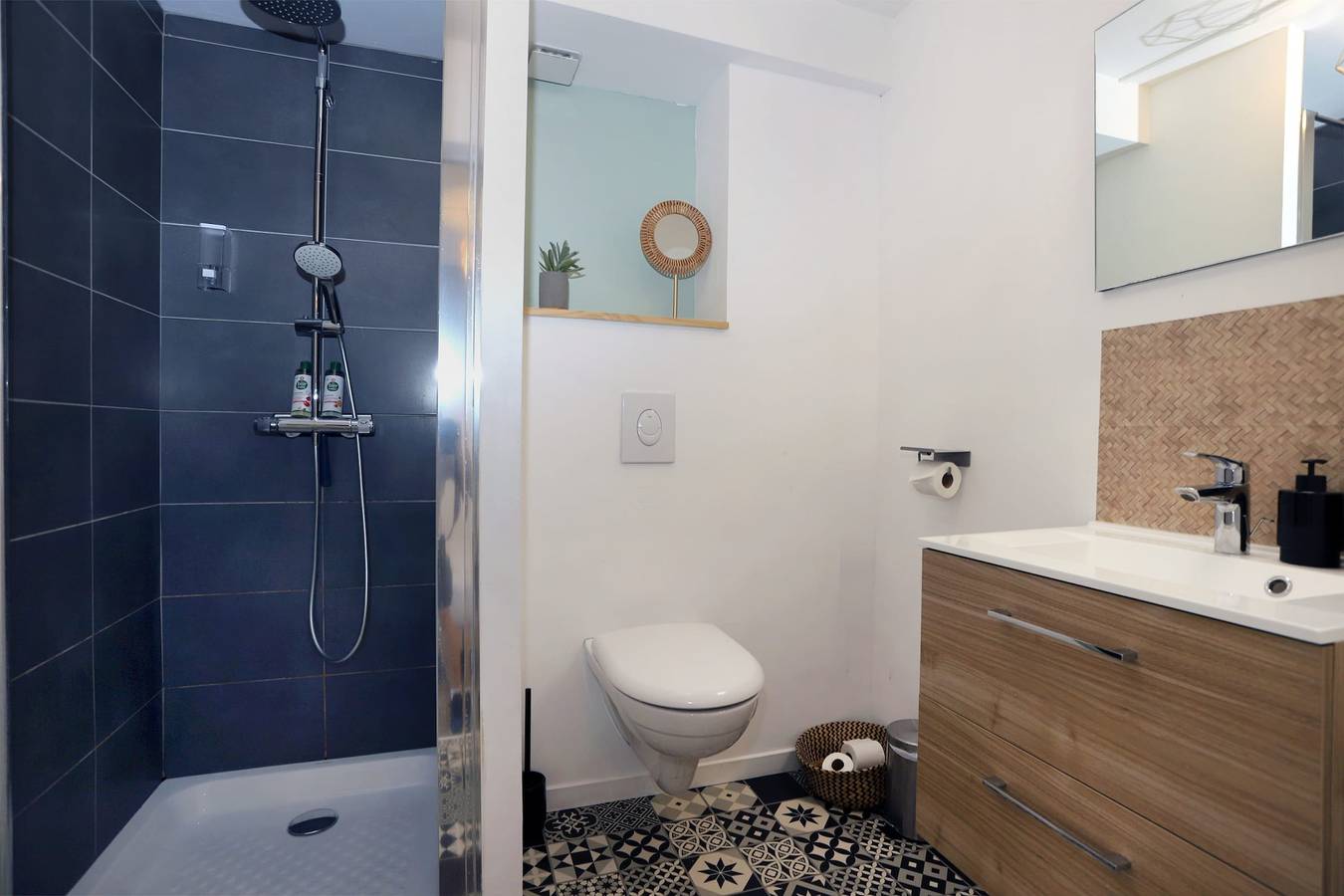 Entire studio, Le Studio - Centre-ville - Petfriendly in Laval, Mayenne