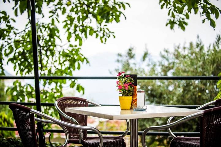 Chalet para 2 personas, con jardín además de piscina y jacuzzi en Alpujarras - 4