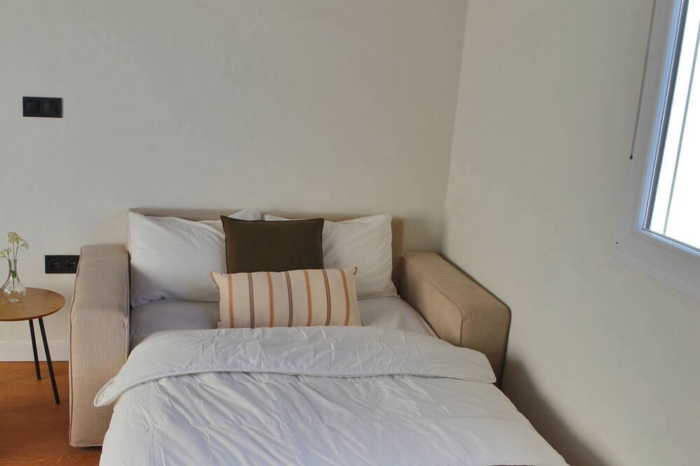 Entire apartment, Spacious apartment with terrace and bay views in Medina-Sidonia, Costa de la Luz