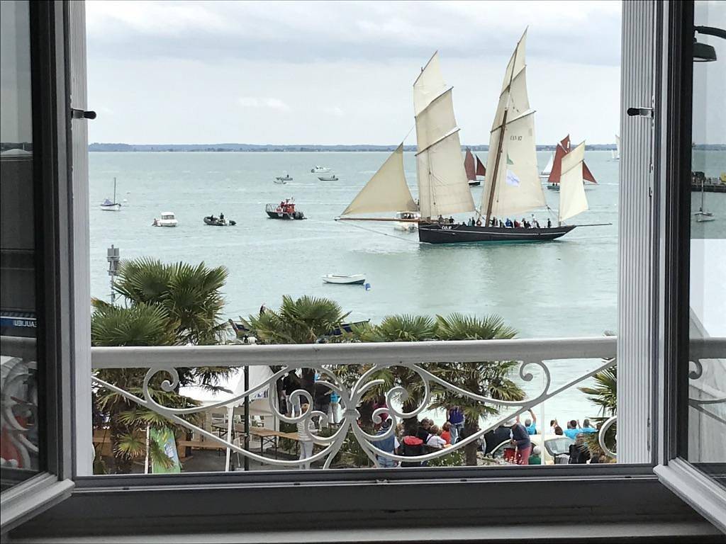 Quai 22 in Cancale, Baie du Mont-Saint-Michel