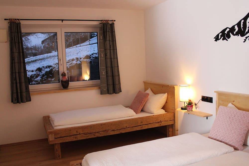 Ganze Wohnung, Neubauwohnung Enzian im Allgäu, direkt am Buchenberg in Halblech, Bayerisch Schwaben