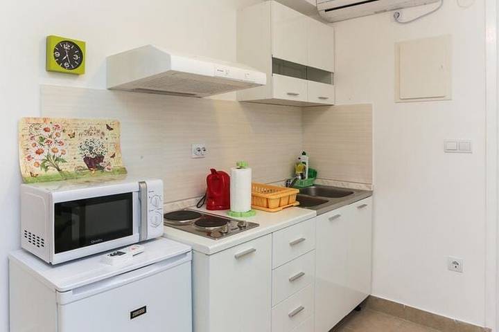 Ferienwohnung für 3 Personen, mit Terrasse, kinderfreundlich in Dubrovnik - 2