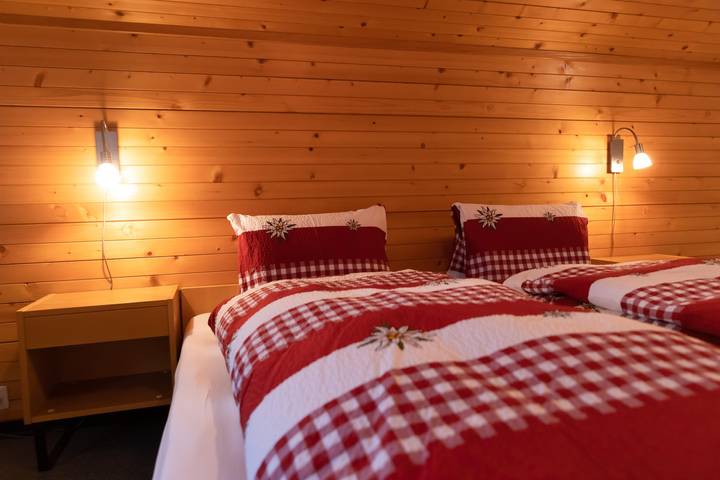 Gîte pour 5 personnes, avec vue, adapté aux familles à Saas-Grund - 4