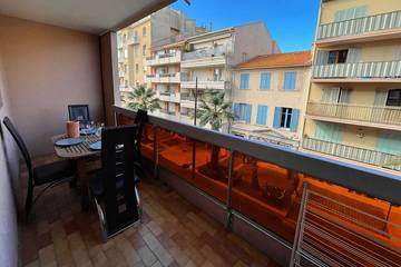 Gîte pour 4 personnes, avec balcon dans Office de Tourisme Sainte Maxime