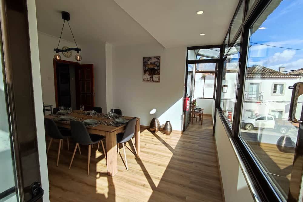 Guest House Alojamento Santa Catarina Suite 2 - Your refuge in the heart of Alenquer in Alenquer, Distrito de Lisboa