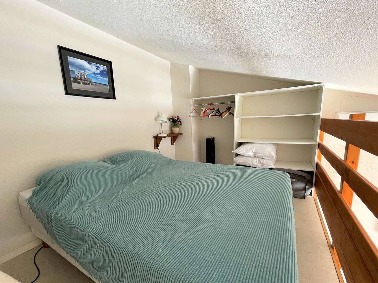 Air-Conditioned Studio with Mezzanine, Pool, and Parking - Steps from Grazel Beach in Gruissan (Ville), Gruissan