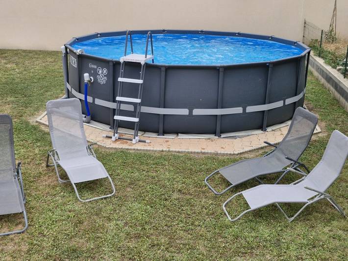 Location de vacances pour 6 personnes, avec Terrasse ainsi que Jardin et Piscine à Saint-Geniès-de-Fontedit