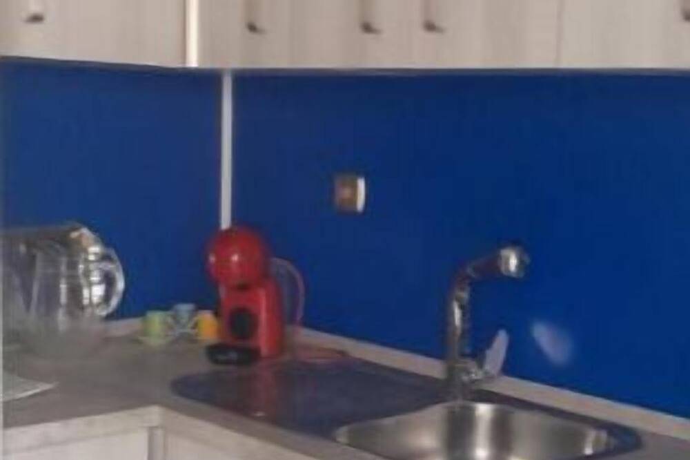 Entire apartment, Apartment in fair area in Albacete, Albacete Province