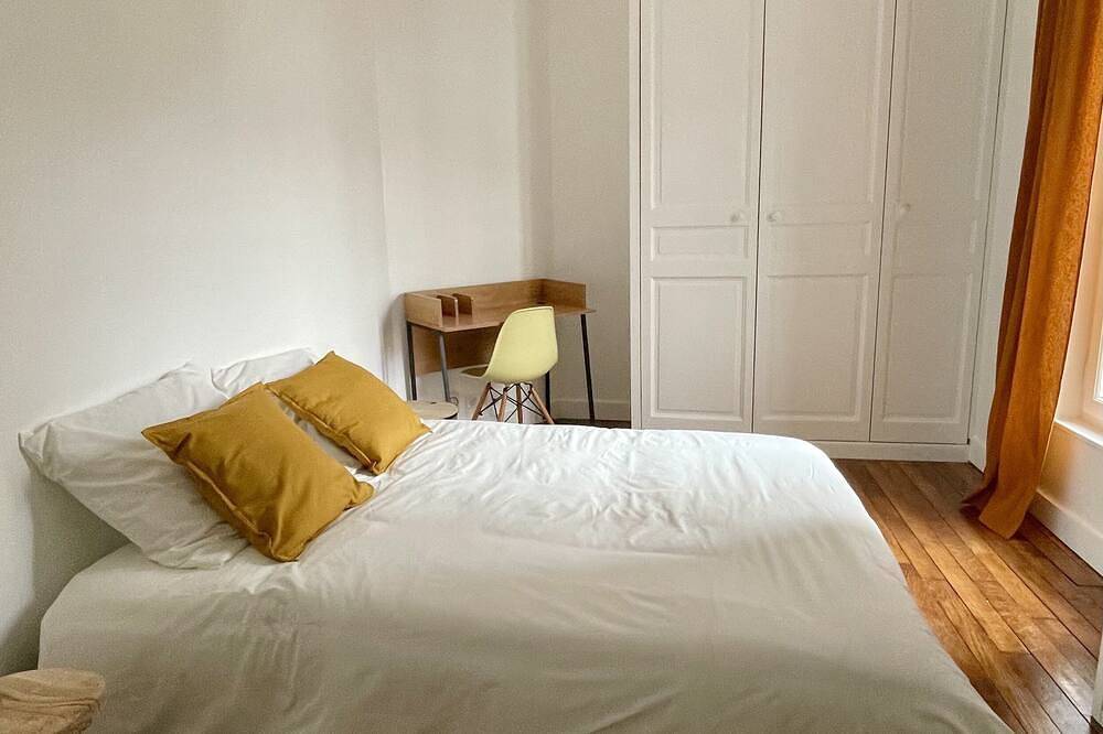 Apartamento entero, Charming studio, near Rer B Paris in Fontenay-aux-Roses, Altos del Sena