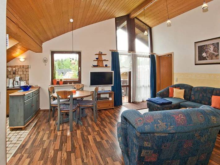 Ferienwohnung für 3 Personen, mit Balkon in Nesselwang - 2