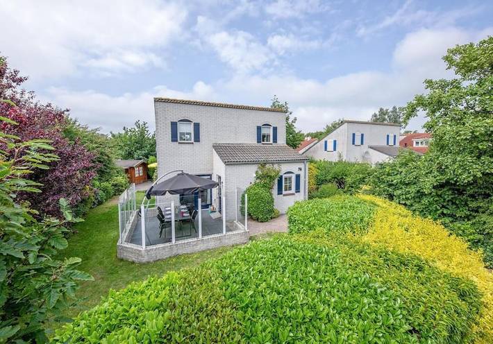 Ferienhaus für 6 Personen, mit Ausblick und Kinderpool sowie Garten und Pool auf Texel