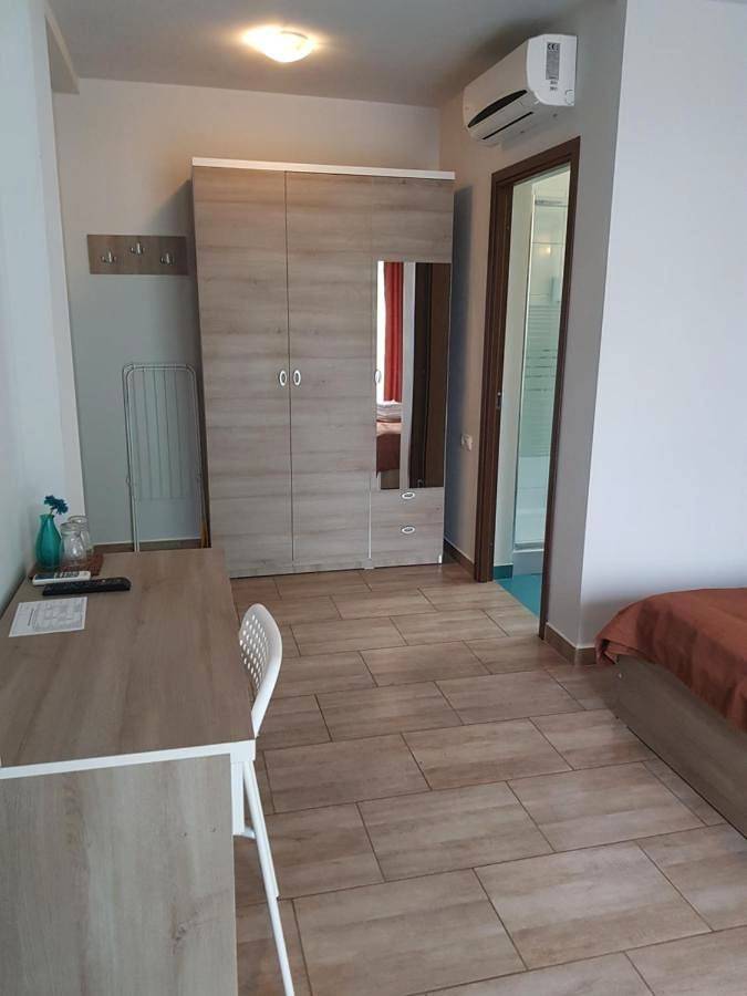 Maison d’hôte pour 3 personnes, avec Terrasse et Jardin dans Constanța - 3