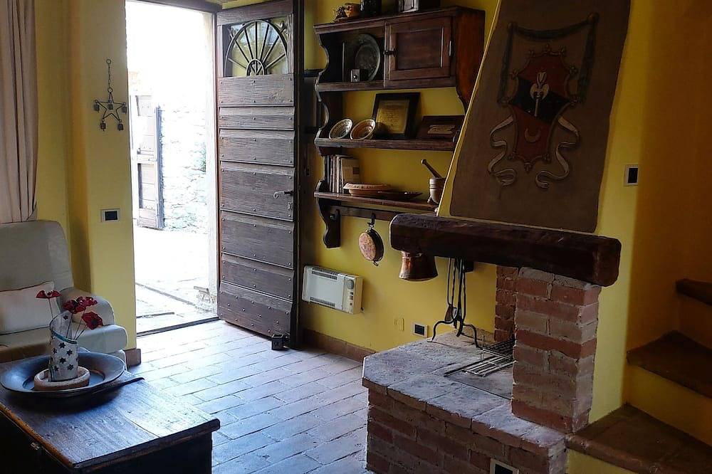 Appartamento intero, Castello di Montelagello del Xii secolo , appartamento di 65 metri quadri in Marsciano, Perugia e dintorni