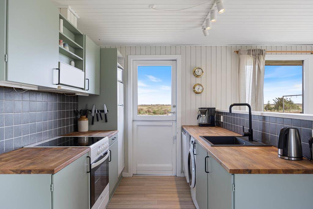 Beautiful holiday home for 6 guests and 1 dog in Hvide Sande, Holmsland Klit