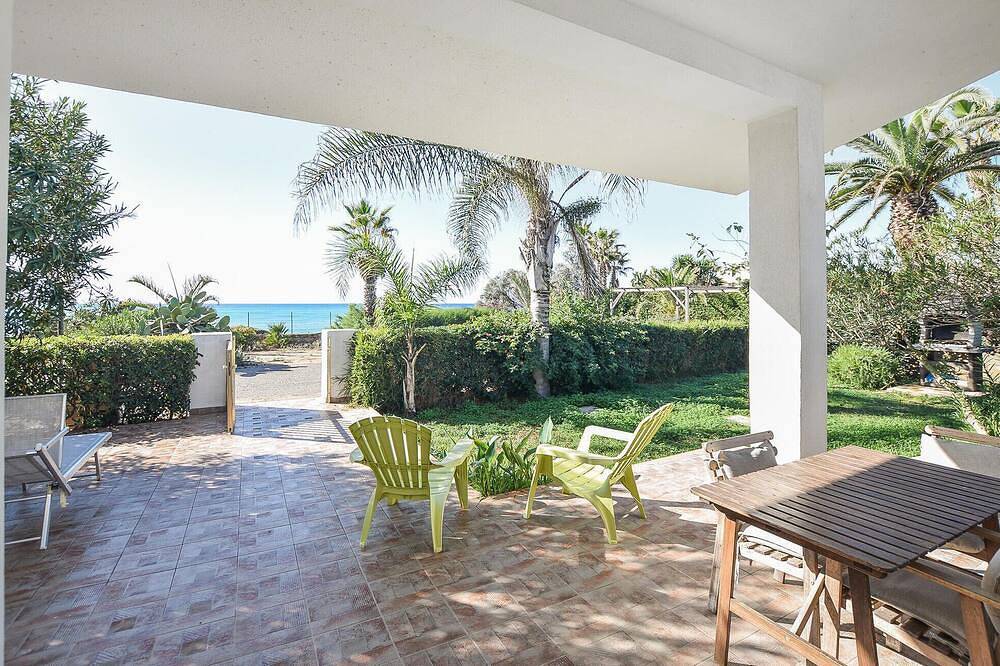 Nice home in Santa Croce Camerina in Punta Braccetto, Santa Croce Camerina