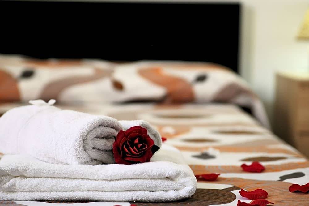 Villetta Lucia | Holiday Home in Salentonature and Relaxation a stone's throw from the sea in Melendugno, Provincia de Lecce