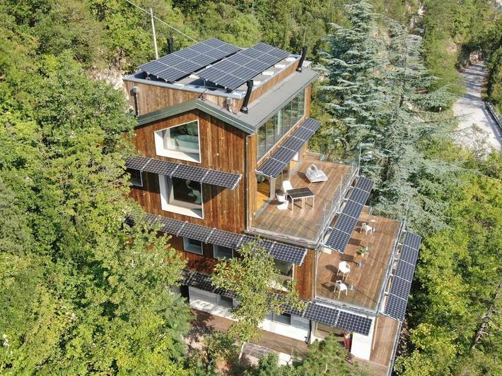 Agriturismo per 3 persone, con sauna e terrazza nonché panorama e piscina, con animali domestici in Acqualagna