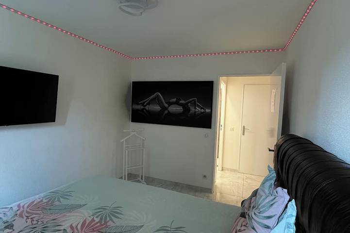Ferienwohnung für 4 Personen, mit Whirlpool und Balkon in Straßburg - 2