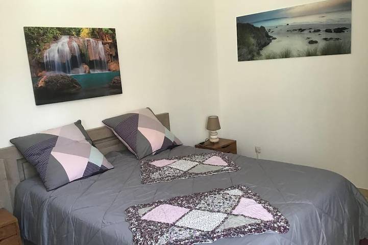 Location de vacances pour 10 personnes, avec jardin à Saint-Laurent-la-Vernède - 3