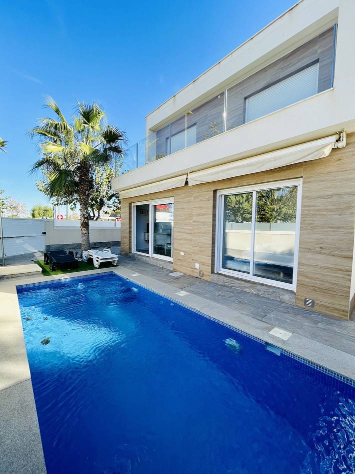 Casa rural para 6 personas, con terraza en Pilar de la Horadada - 4